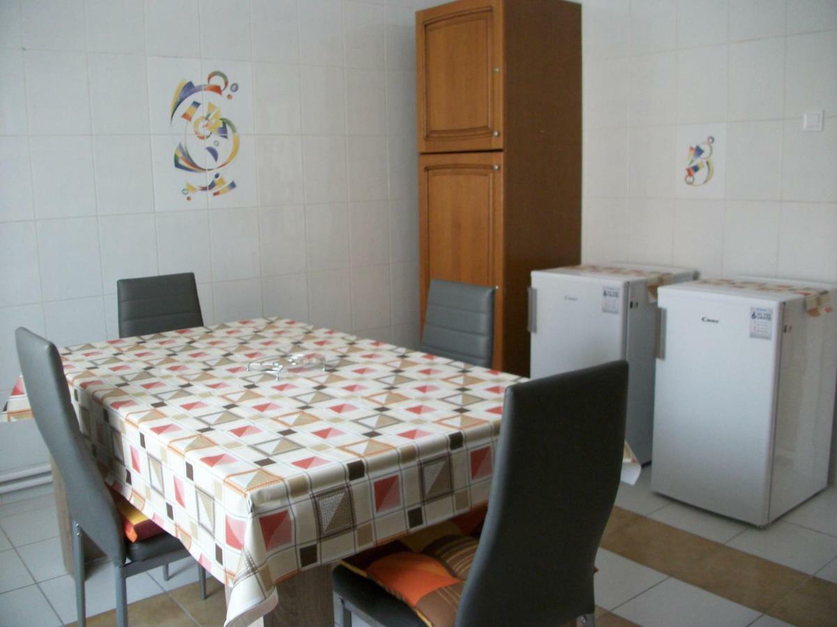Hotel Füge Vendégház Miskolc Esterno foto